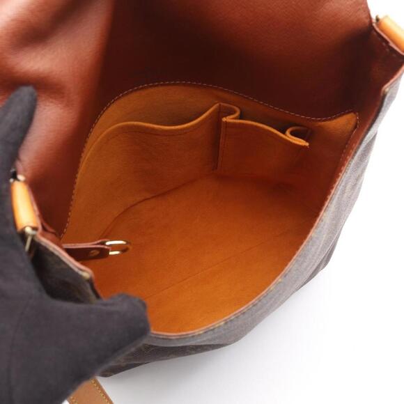 LOUIS VUITTON Brown Monogram Leather Shoulder Bag - Picture 3 of 13